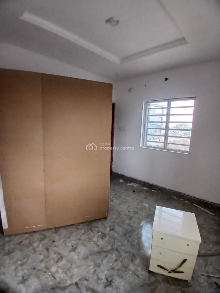 Fantastic 3 Bedroom Apartment, Ogombo Road, Abraham Adesanya, Lekki Phase 2, Lekki, Lagos, Flat / Apartment for Rent