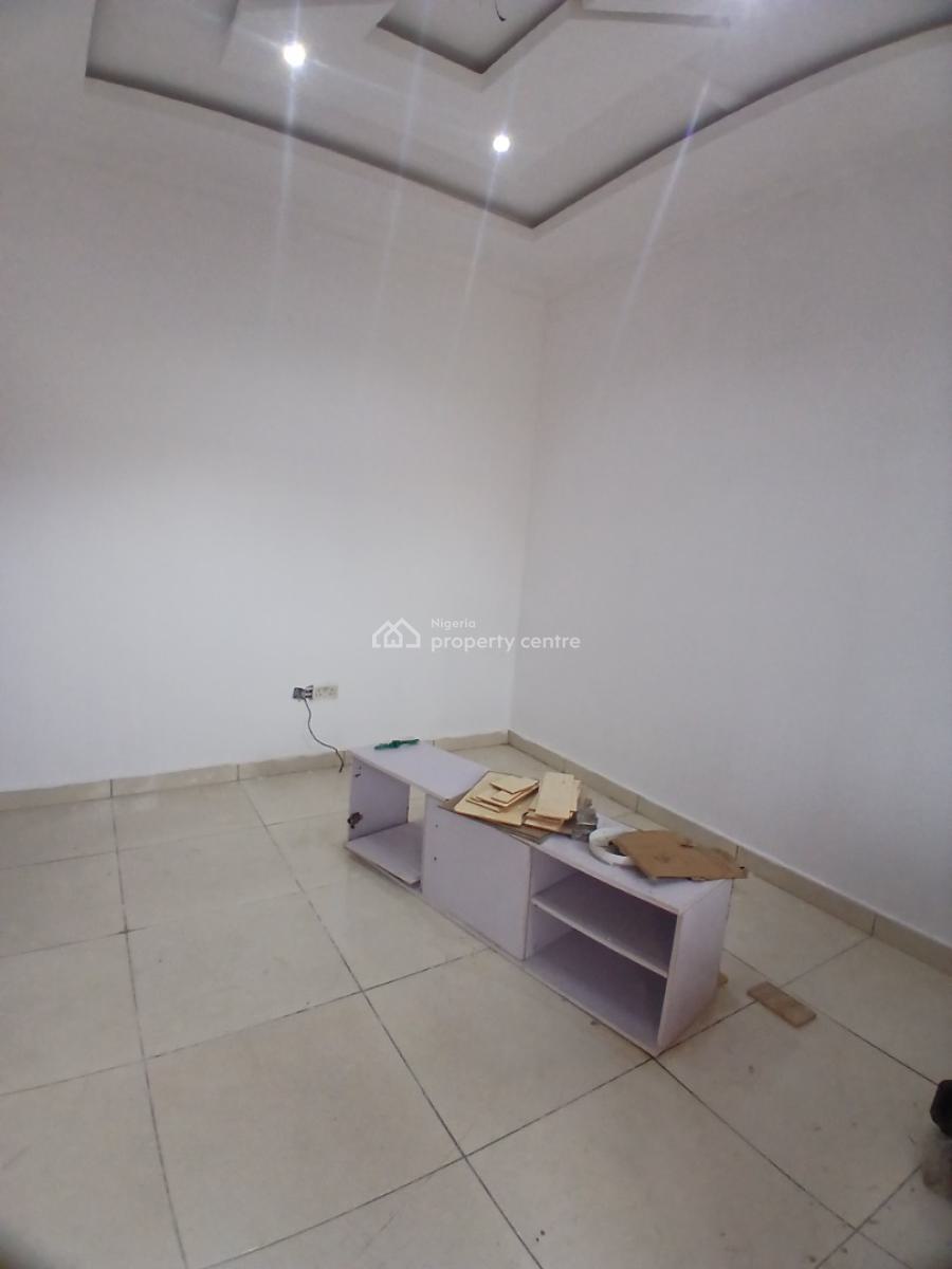 1 Bedroom Apartment, After Blenco, Sangotedo, Lekki Phase 2, Lekki, Lagos, Mini Flat (room and Parlour) for Rent
