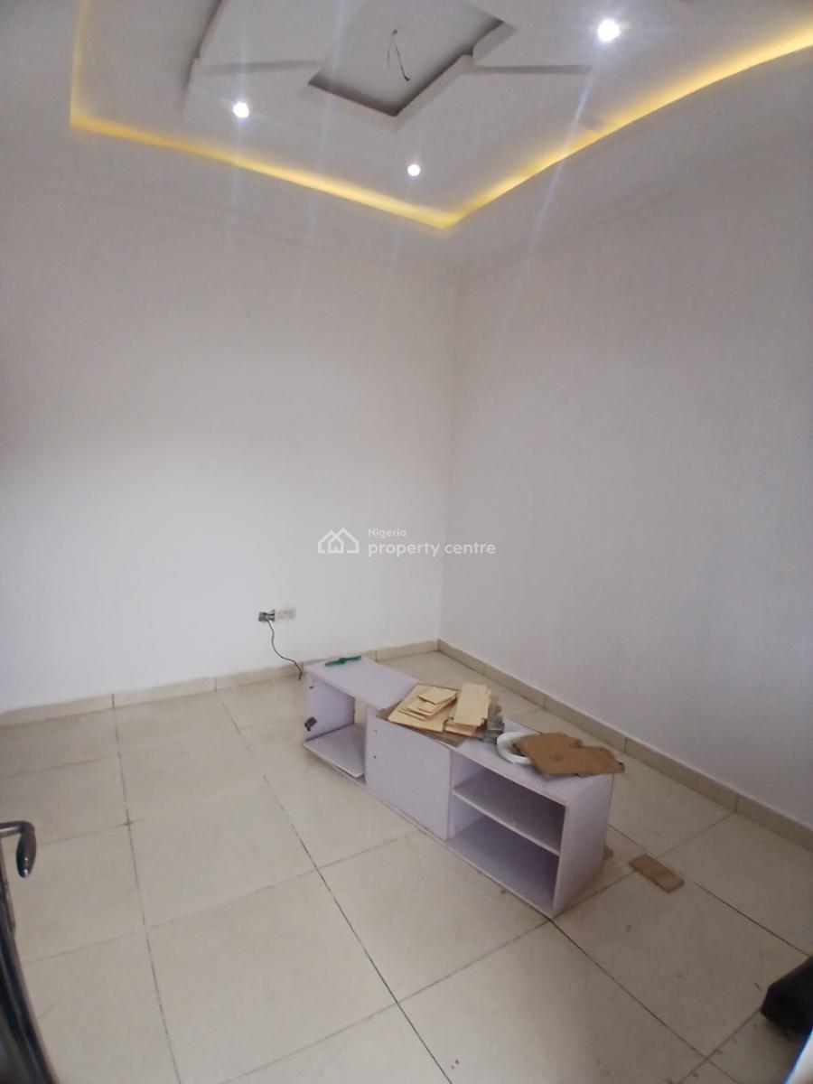 1 Bedroom Apartment, After Blenco, Sangotedo, Lekki Phase 2, Lekki, Lagos, Mini Flat (room and Parlour) for Rent