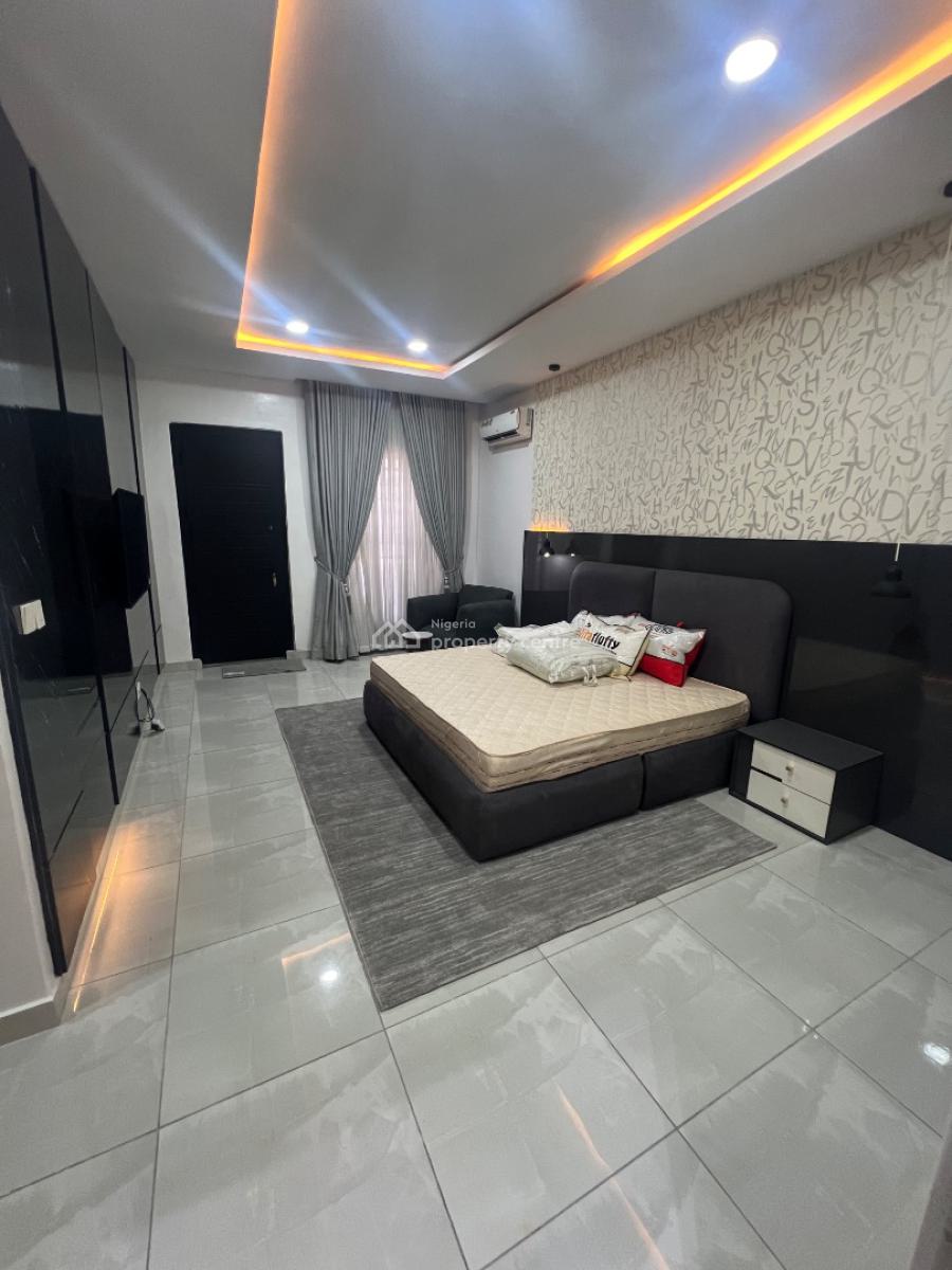 Luxury 4 Bedroom Terrace with a Bq, Victoria Island (vi), Lagos, House for Sale