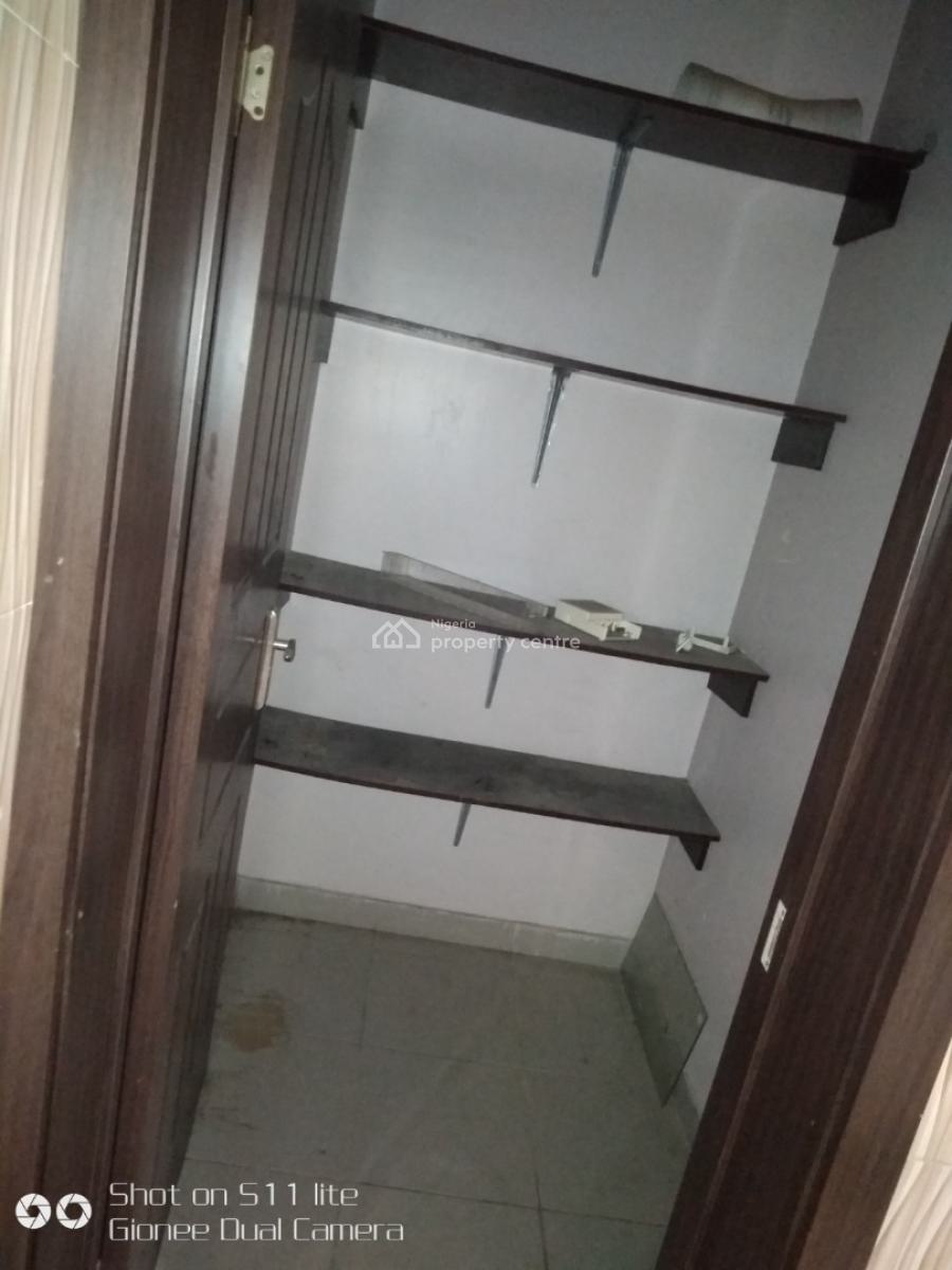 Elegant 3 Bedroom Flat Apartment, Estate Beside Airport, Ikeja, Lagos, Flat / Apartment for Sale