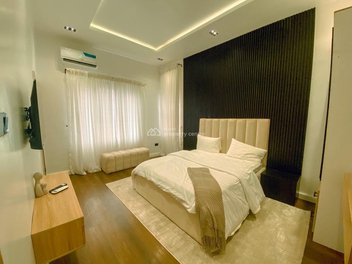 Luxury 2 Bedroom Apartment, Lekki Phase 1, Lekki, Lagos, Flat / Apartment Short Let