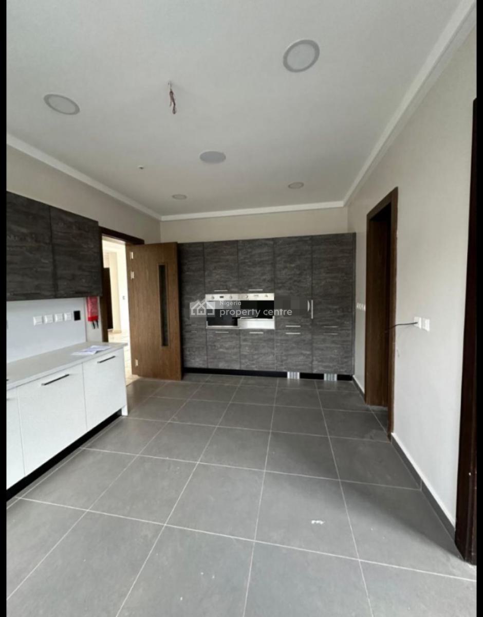 Exquisitely Finished Serviced 4 Bedroom with a Room Bq, Banana Island, Ikoyi, Lagos, Block of Flats for Sale