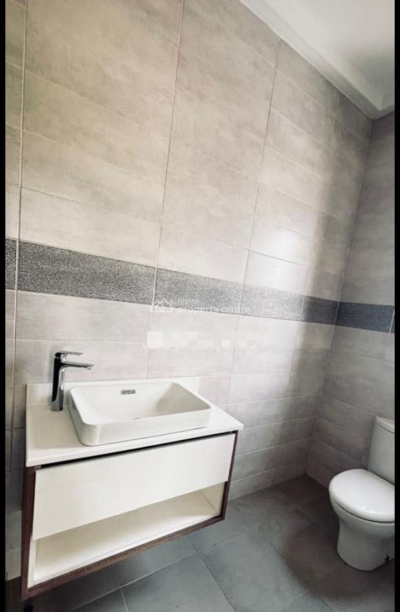 Exquisitely Finished Serviced 4 Bedroom with a Room Bq, Banana Island, Ikoyi, Lagos, Block of Flats for Sale