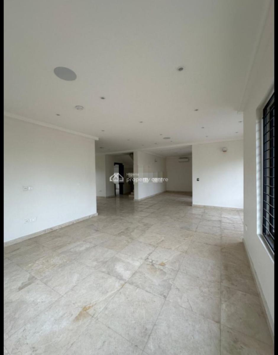 Exquisitely Finished Serviced 4 Bedroom with a Room Bq, Banana Island, Ikoyi, Lagos, Block of Flats for Sale