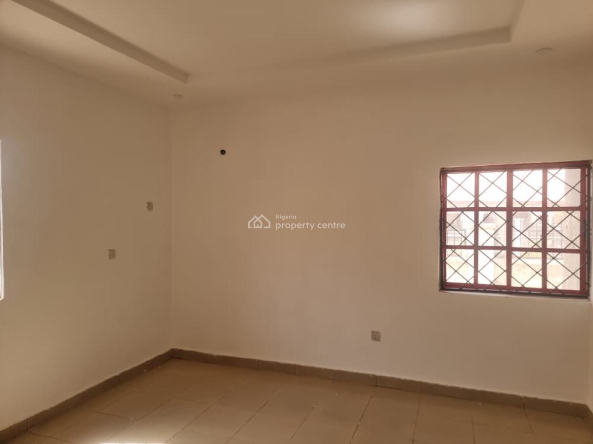 Excellent Spacious 2 Bedroom Bungalow Standalone, Lugbe District, Abuja, Detached Bungalow for Rent