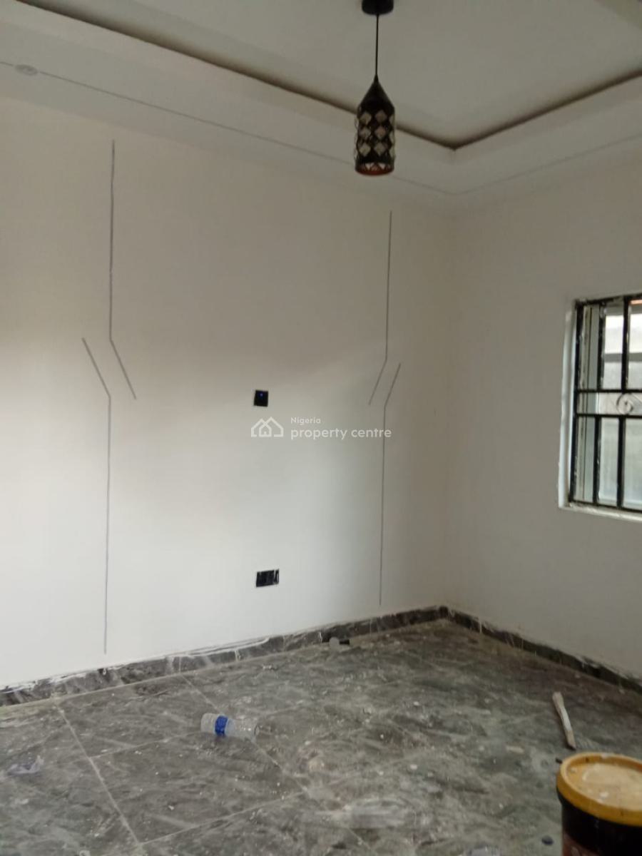 Lovely 2 Bedroom  Flat with Pop All Ensuite, Makogi, Magboro Extension, Magboro, Ogun, Flat / Apartment for Rent