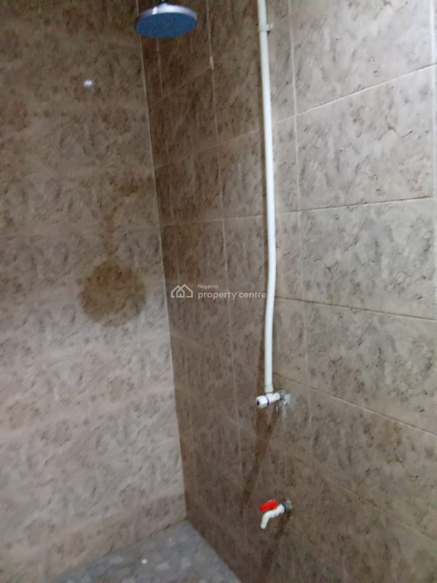 Lovely 2 Bedroom  Flat with Pop All Ensuite, Makogi, Magboro Extension, Magboro, Ogun, Flat / Apartment for Rent