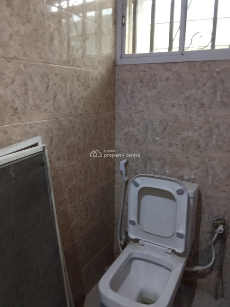 Lovely 2 Bedroom  Flat with Pop All Ensuite, Makogi, Magboro Extension, Magboro, Ogun, Flat / Apartment for Rent