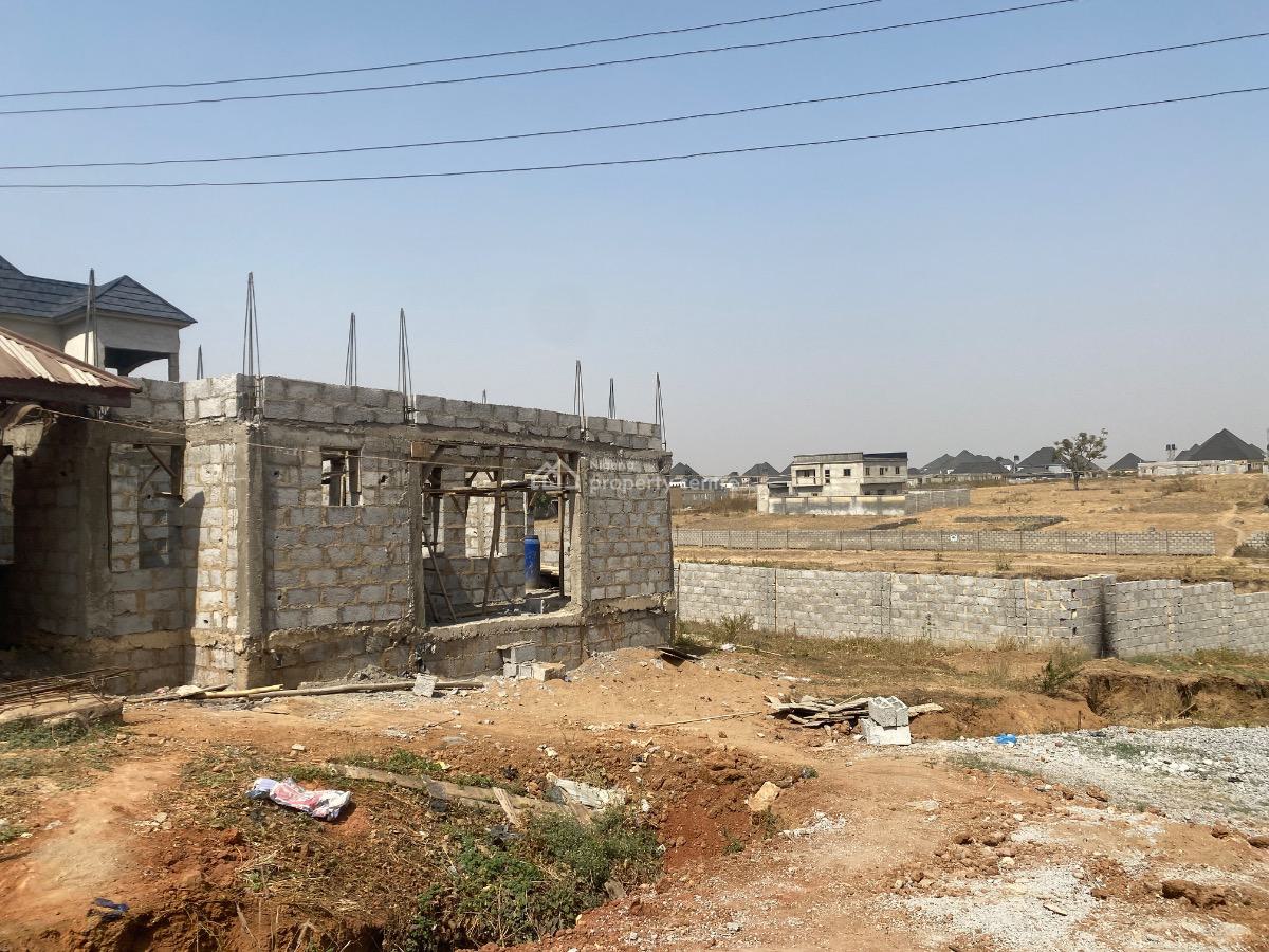 5 Bedroom Duplex, Crd, Behind New Site Estate, Fha (f.h.a), Lugbe District, Abuja, Detached Duplex for Sale