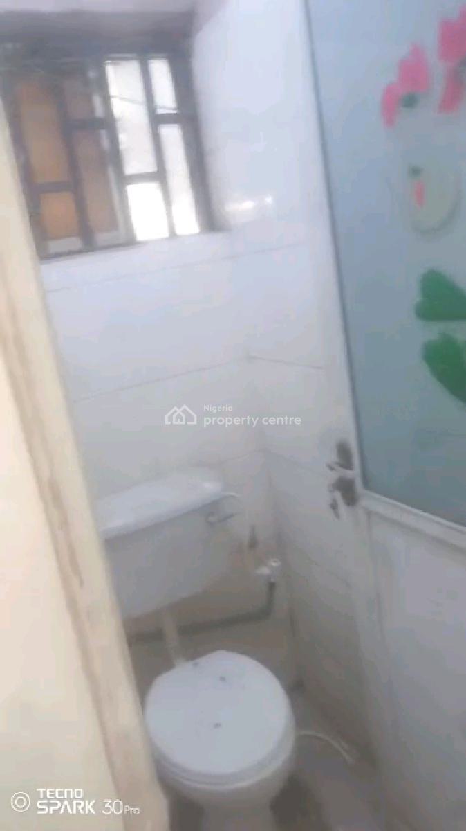 Standard and Executive Two Bedroom Flat, Abeokuta Street, Adekunle, Yaba, Lagos, Flat / Apartment for Rent