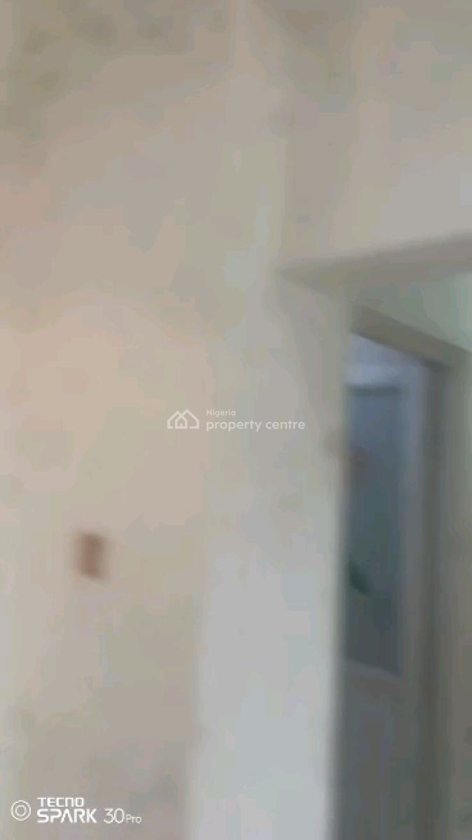 Standard and Executive Two Bedroom Flat, Abeokuta Street, Adekunle, Yaba, Lagos, Flat / Apartment for Rent