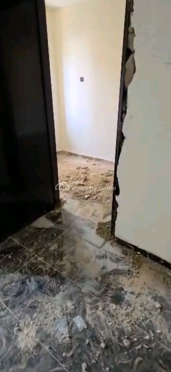 Executive Nelwy Buit ,very Decent, Standard, Spacious and Nice Minifla, Yaba, Lagos, Mini Flat (room and Parlour) for Rent