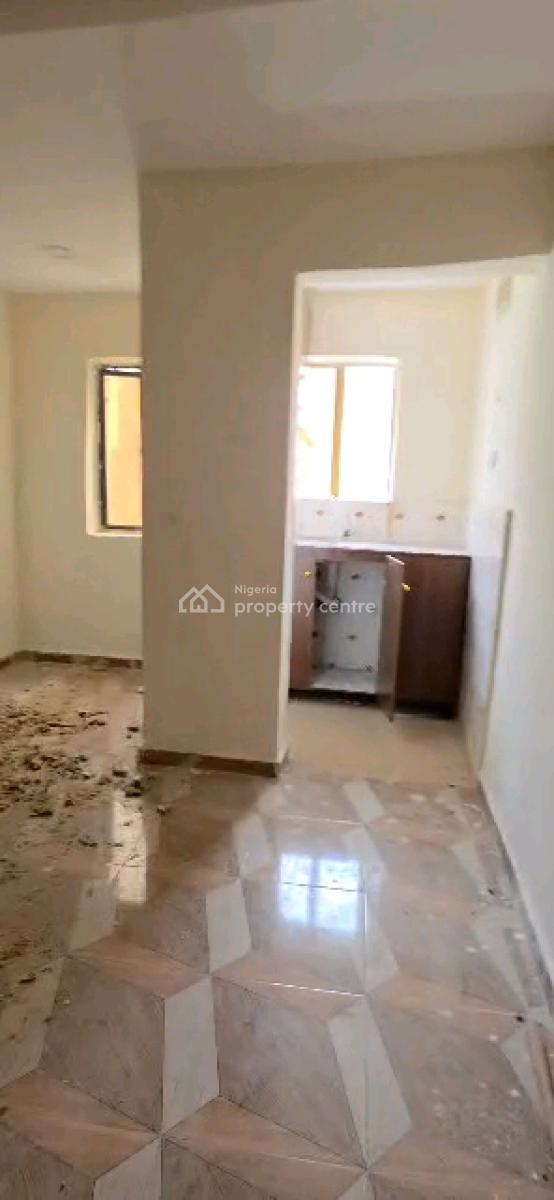 Executive Nelwy Buit ,very Decent, Standard, Spacious and Nice Minifla, Yaba, Lagos, Mini Flat (room and Parlour) for Rent