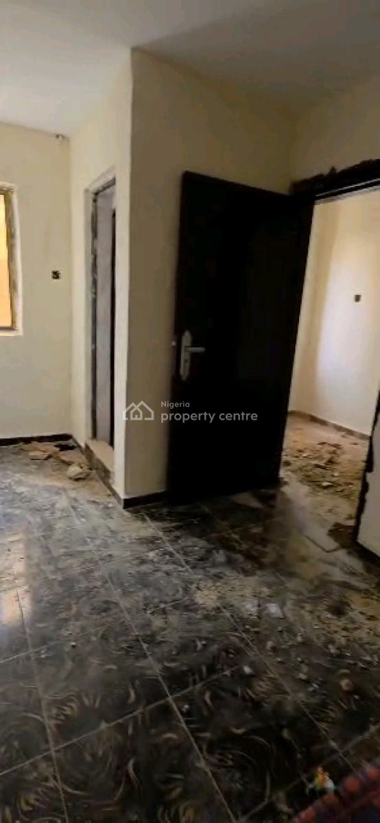 Executive Nelwy Buit ,very Decent, Standard, Spacious and Nice Minifla, Yaba, Lagos, Mini Flat (room and Parlour) for Rent