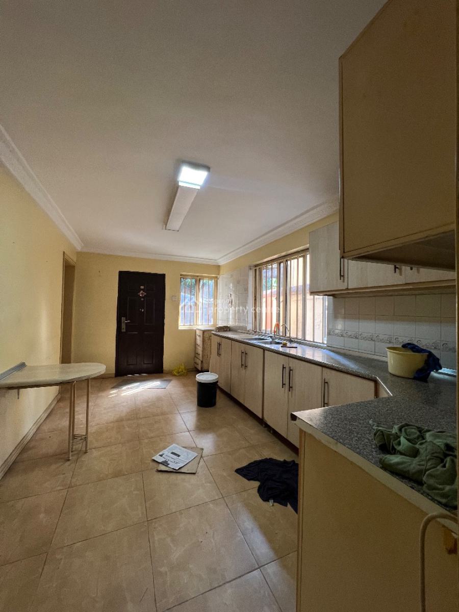 Luxury 4 Bedroom Commercial Property, Lekki Phase 1, Lekki, Lagos, Office Space for Rent