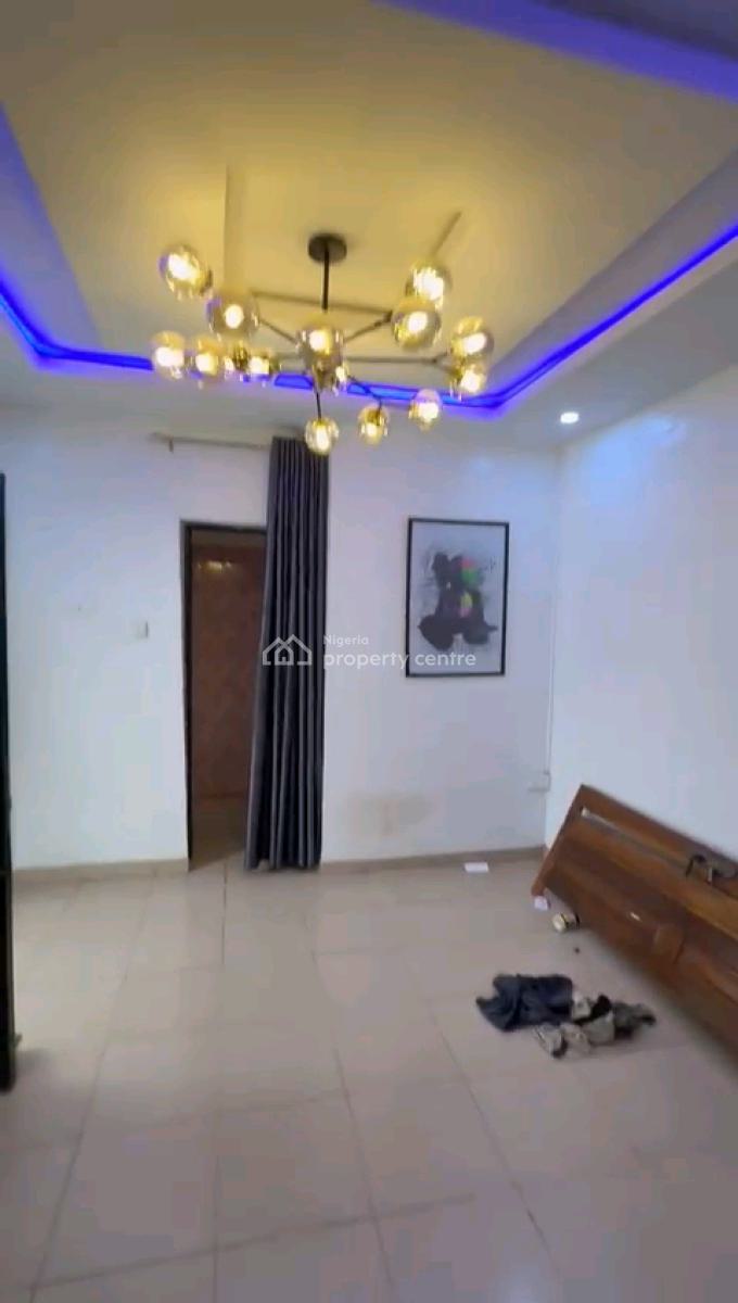 a Very Good Spacious and Superb Miniflat, Shodioe Street, Alagomeji, Yaba, Lagos, Mini Flat (room and Parlour) for Rent