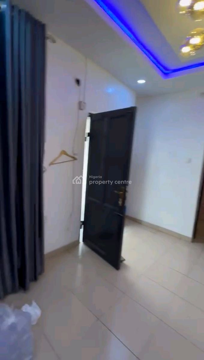 a Very Good Spacious and Superb Miniflat, Shodioe Street, Alagomeji, Yaba, Lagos, Mini Flat (room and Parlour) for Rent