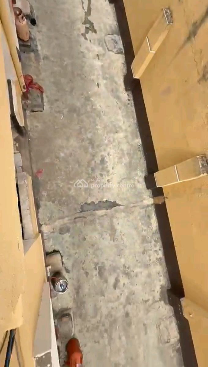 a Very Good Spacious and Superb Miniflat, Shodioe Street, Alagomeji, Yaba, Lagos, Mini Flat (room and Parlour) for Rent