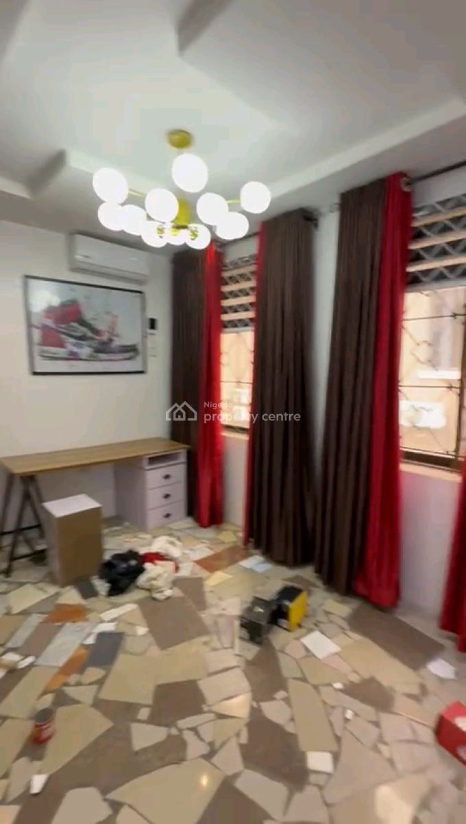 a Very Good Spacious and Superb Miniflat, Shodioe Street, Alagomeji, Yaba, Lagos, Mini Flat (room and Parlour) for Rent