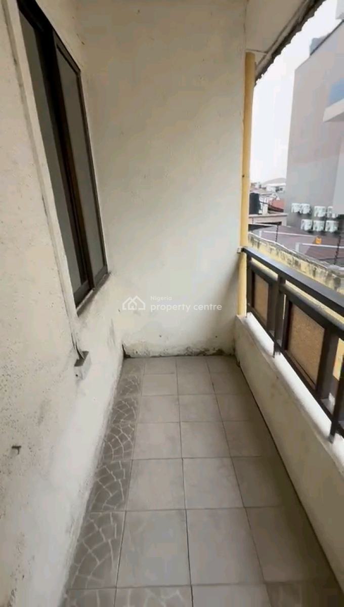 a Very Good Spacious and Superb Miniflat, Shodioe Street, Alagomeji, Yaba, Lagos, Mini Flat (room and Parlour) for Rent