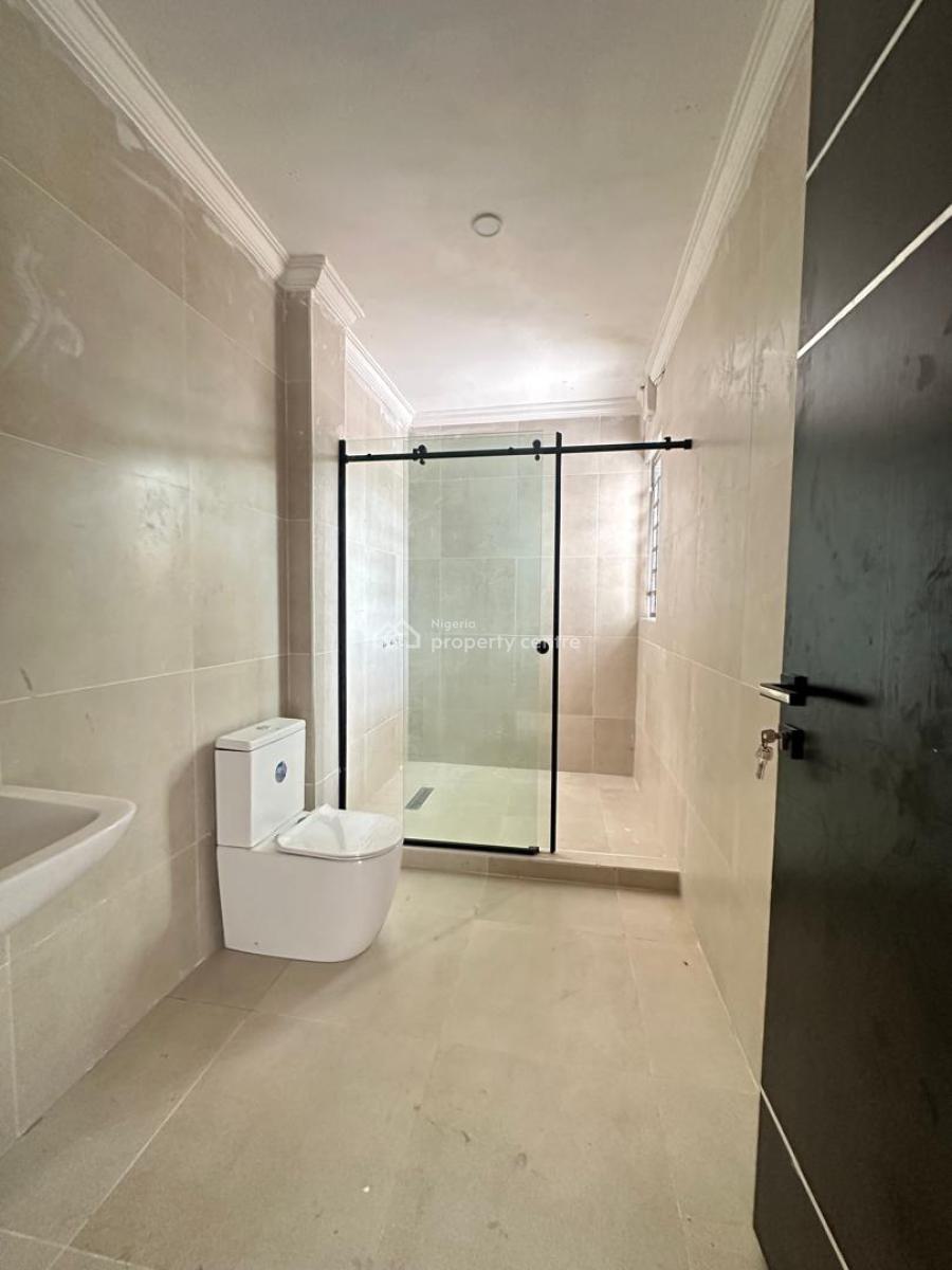 Luxury 4 Bedroom Apartment with Bq, Off Adebayo Doherty Road, Lekki Phase 1, Lekki, Lagos, Flat / Apartment for Sale