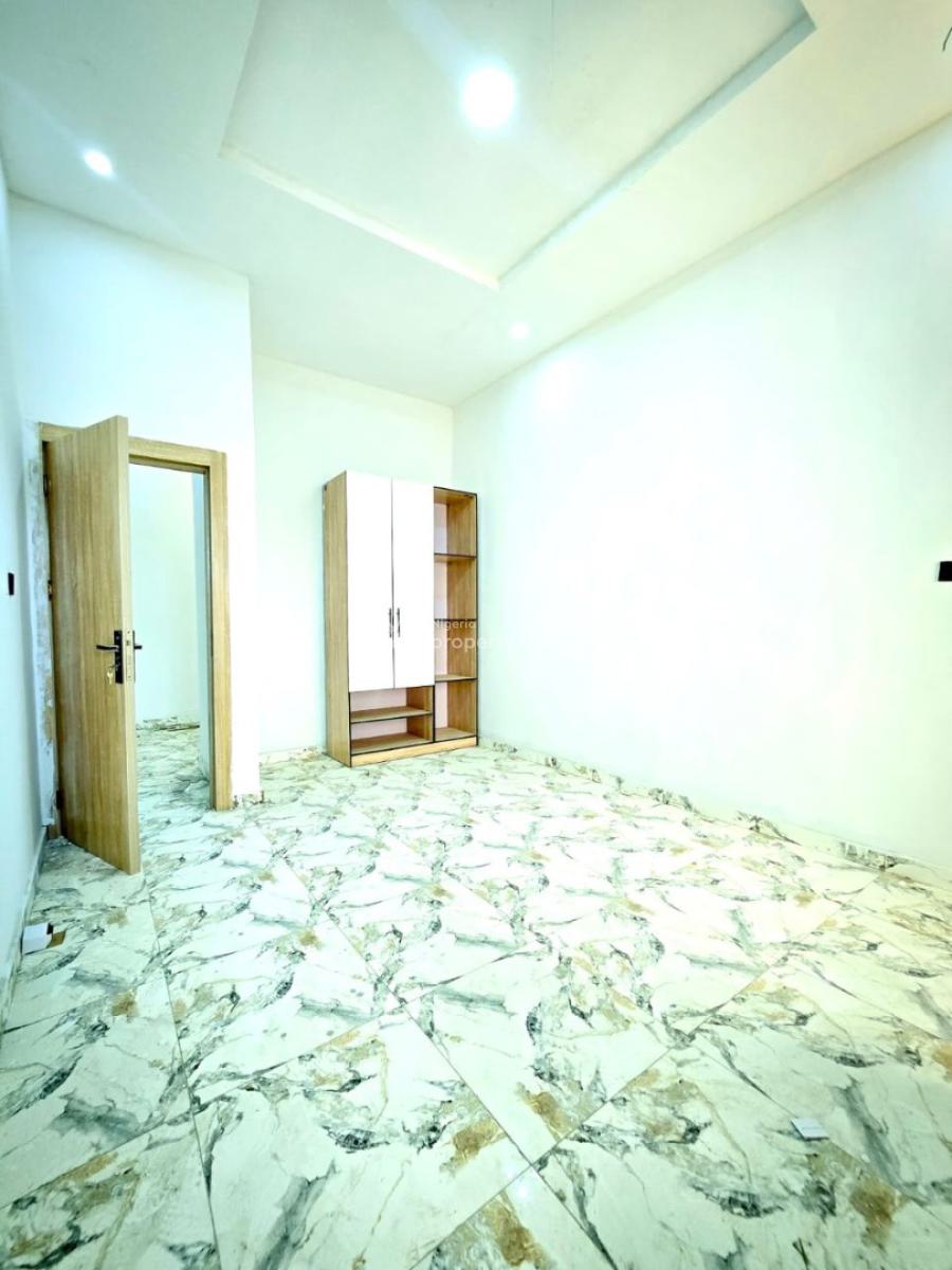 4 Bedroom Terrace, Sangotedo, Ajah, Lagos, Semi-detached Duplex for Sale