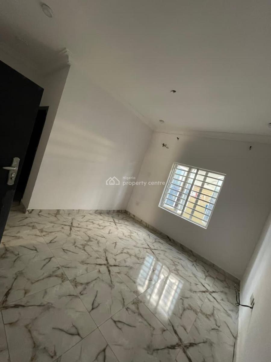 Well Maintained Mini Flat, Mobil Road, Ajah, Lagos, Mini Flat (room and Parlour) for Rent