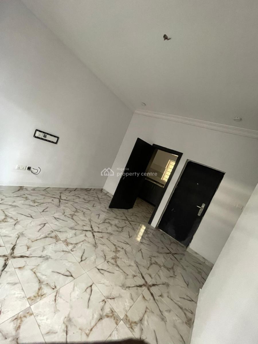 Well Maintained Mini Flat, Mobil Road, Ajah, Lagos, Mini Flat (room and Parlour) for Rent
