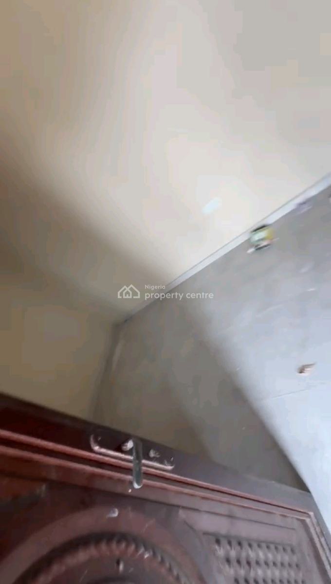 a Lovely and Standard 2 Bedroom Apartment, Oloruntoyin Street, Oworonshoki, Shomolu, Lagos, Flat / Apartment for Rent