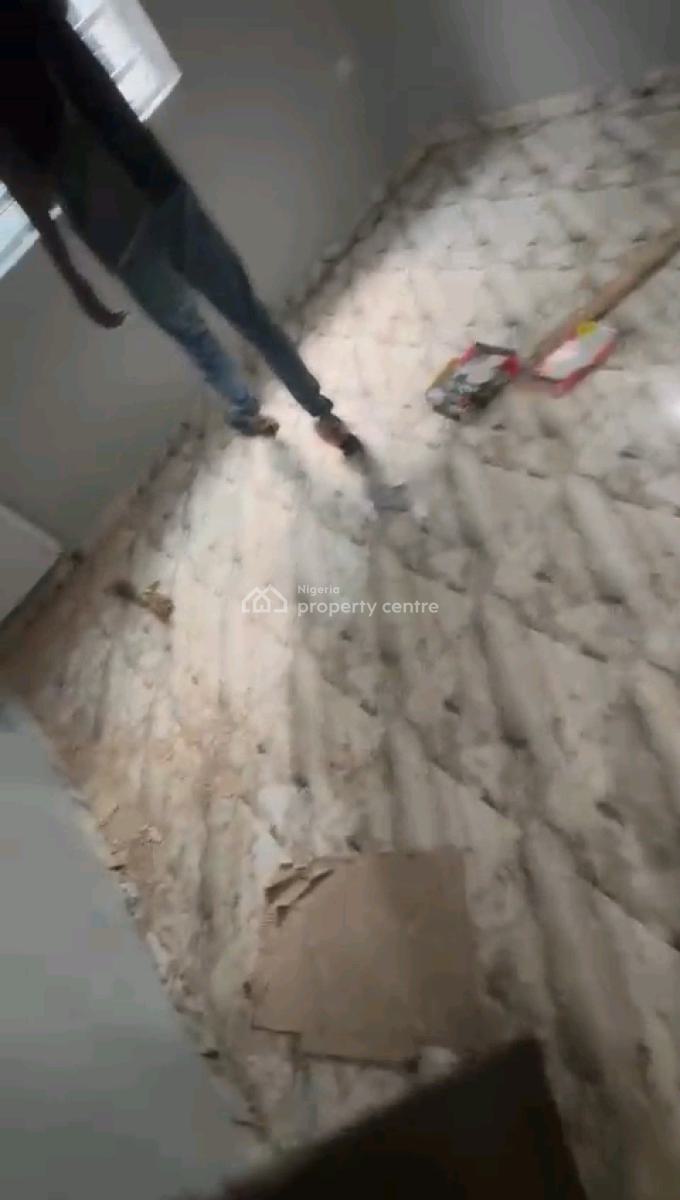 a Lovely and Standard 2 Bedroom Apartment, Oloruntoyin Street, Oworonshoki, Shomolu, Lagos, Flat / Apartment for Rent