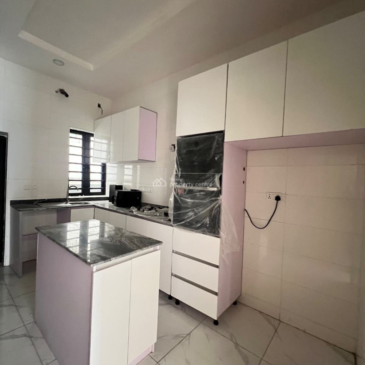 4 Bed& Bq  150 Million, Ikota, Lekki, Lagos, Semi-detached Duplex for Sale