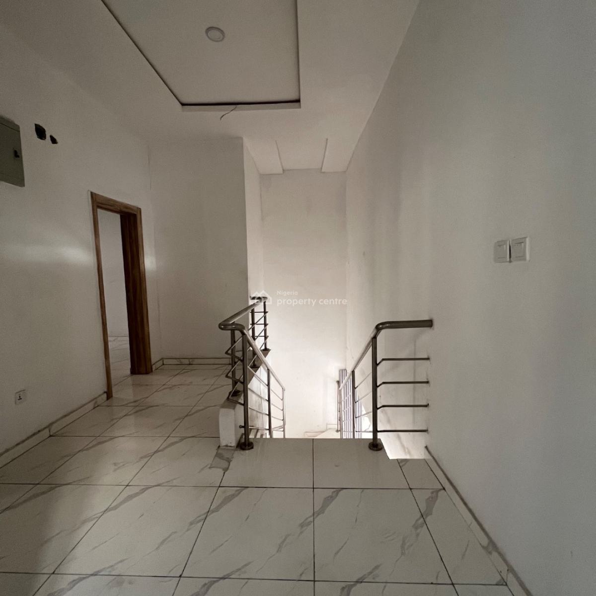 4 Bed& Bq  150 Million, Ikota, Lekki, Lagos, Semi-detached Duplex for Sale