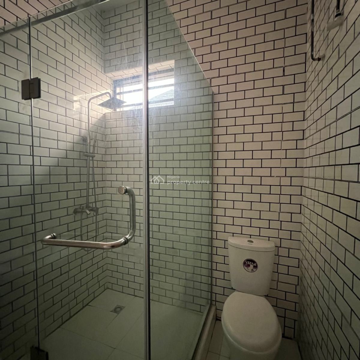 4 Bed& Bq  150 Million, Ikota, Lekki, Lagos, Semi-detached Duplex for Sale