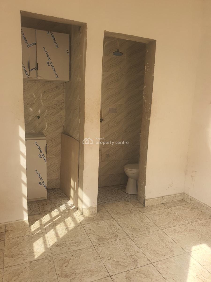Newly Built Self-contained in an Accessible Location, New Road, Chevron Roundabout, Lekki, Lagos, Self Contain (single Rooms) for Rent