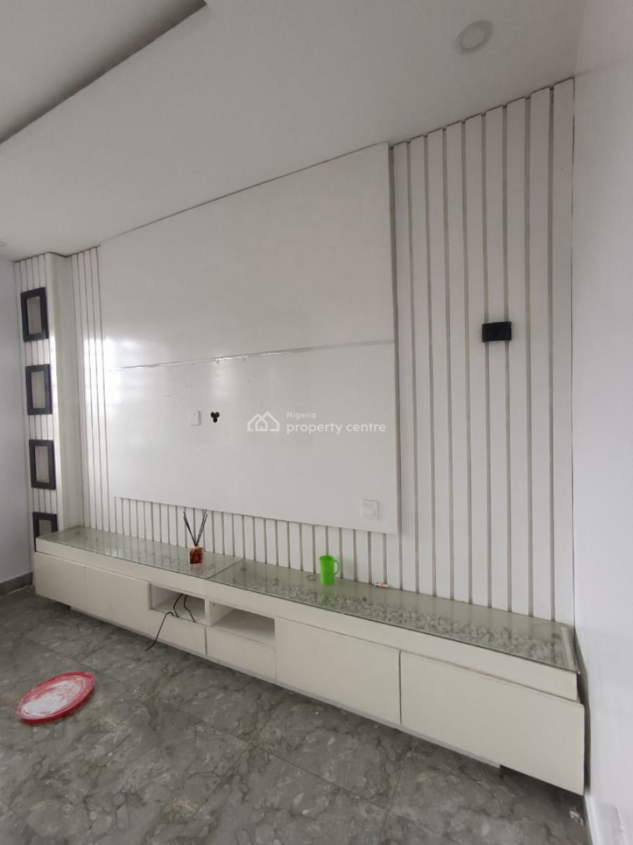 a Well Built 3 Bedroom Flat, Ogombo Road Abraham Adesunya, Ajah, Lagos, Flat / Apartment for Rent