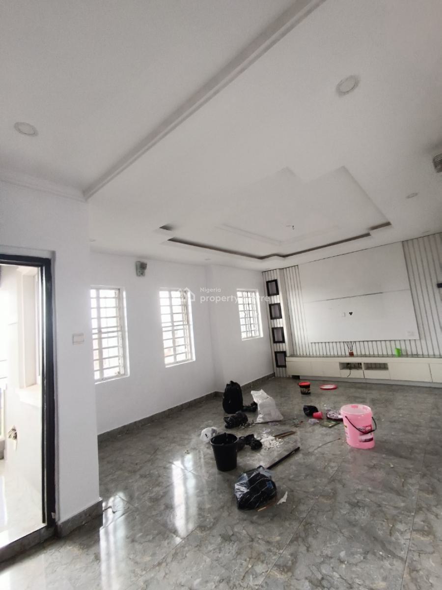 a Well Built 3 Bedroom Flat, Ogombo Road Abraham Adesunya, Ajah, Lagos, Flat / Apartment for Rent