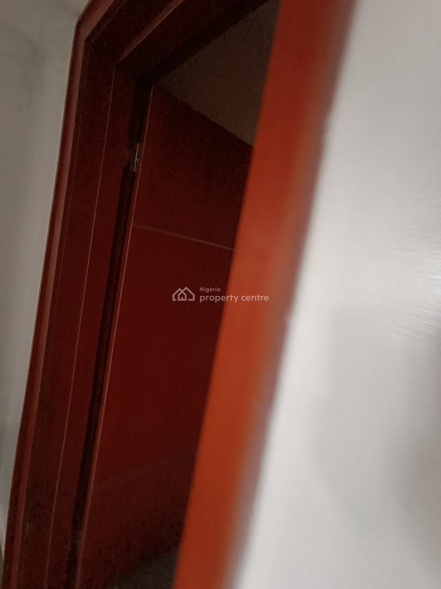 a Well Built 3 Bedroom Flat, Ogombo Road Abraham Adesunya, Ajah, Lagos, Flat / Apartment for Rent