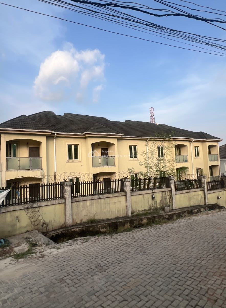 Spacious 4 Bedrooms Terraces with En-suite Bedrooms and a Bq, Gra Phase 1, Magodo, Lagos, Terraced Duplex for Sale