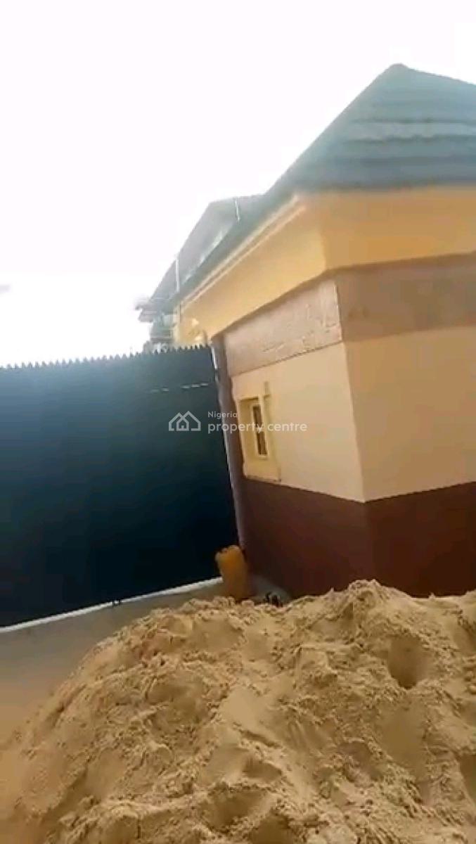 a Decent 3 Bedroom Flat, with All Rooms En-suite, Off Pedro Road, Palmgrove, Shomolu, Lagos, Flat / Apartment for Rent