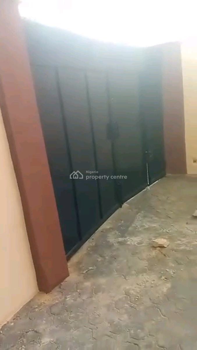 a Decent 3 Bedroom Flat, with All Rooms En-suite, Off Pedro Road, Palmgrove, Shomolu, Lagos, Flat / Apartment for Rent