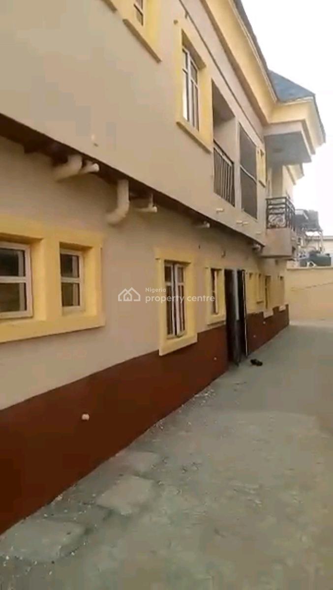 a Decent 3 Bedroom Flat, with All Rooms En-suite, Off Pedro Road, Palmgrove, Shomolu, Lagos, Flat / Apartment for Rent