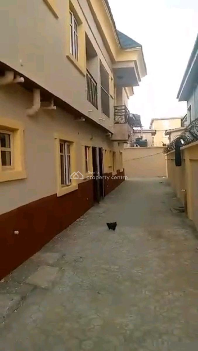 a Decent 3 Bedroom Flat, with All Rooms En-suite, Off Pedro Road, Palmgrove, Shomolu, Lagos, Flat / Apartment for Rent