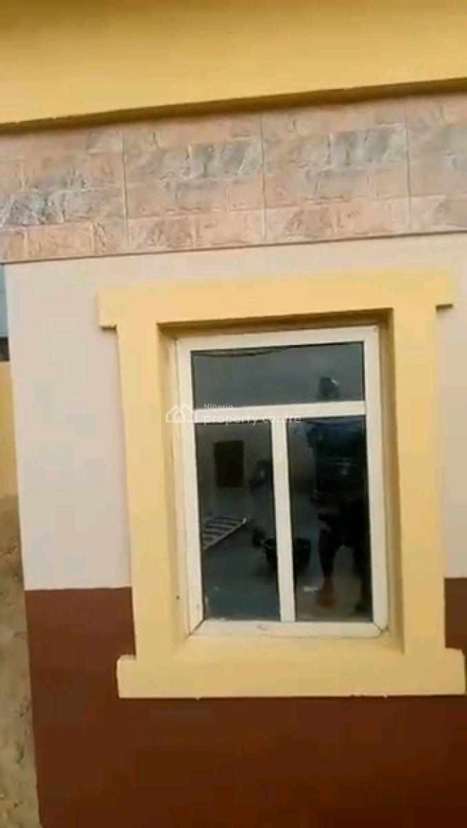 a Decent 3 Bedroom Flat, with All Rooms En-suite, Off Pedro Road, Palmgrove, Shomolu, Lagos, Flat / Apartment for Rent