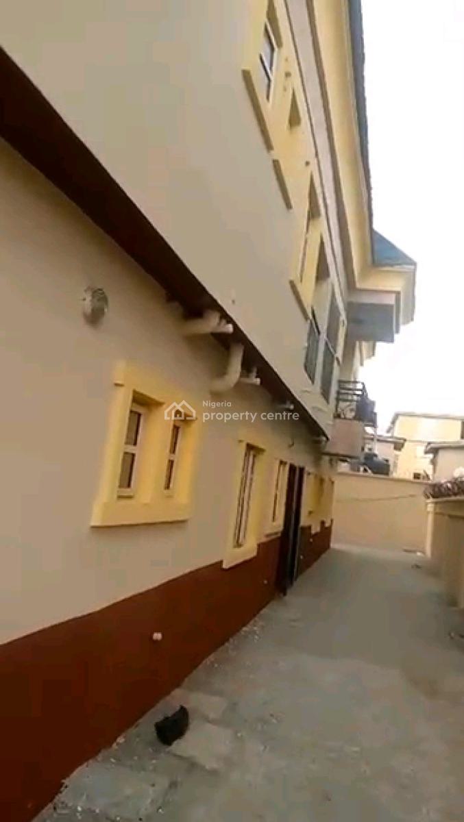 a Decent 3 Bedroom Flat, with All Rooms En-suite, Off Pedro Road, Palmgrove, Shomolu, Lagos, Flat / Apartment for Rent