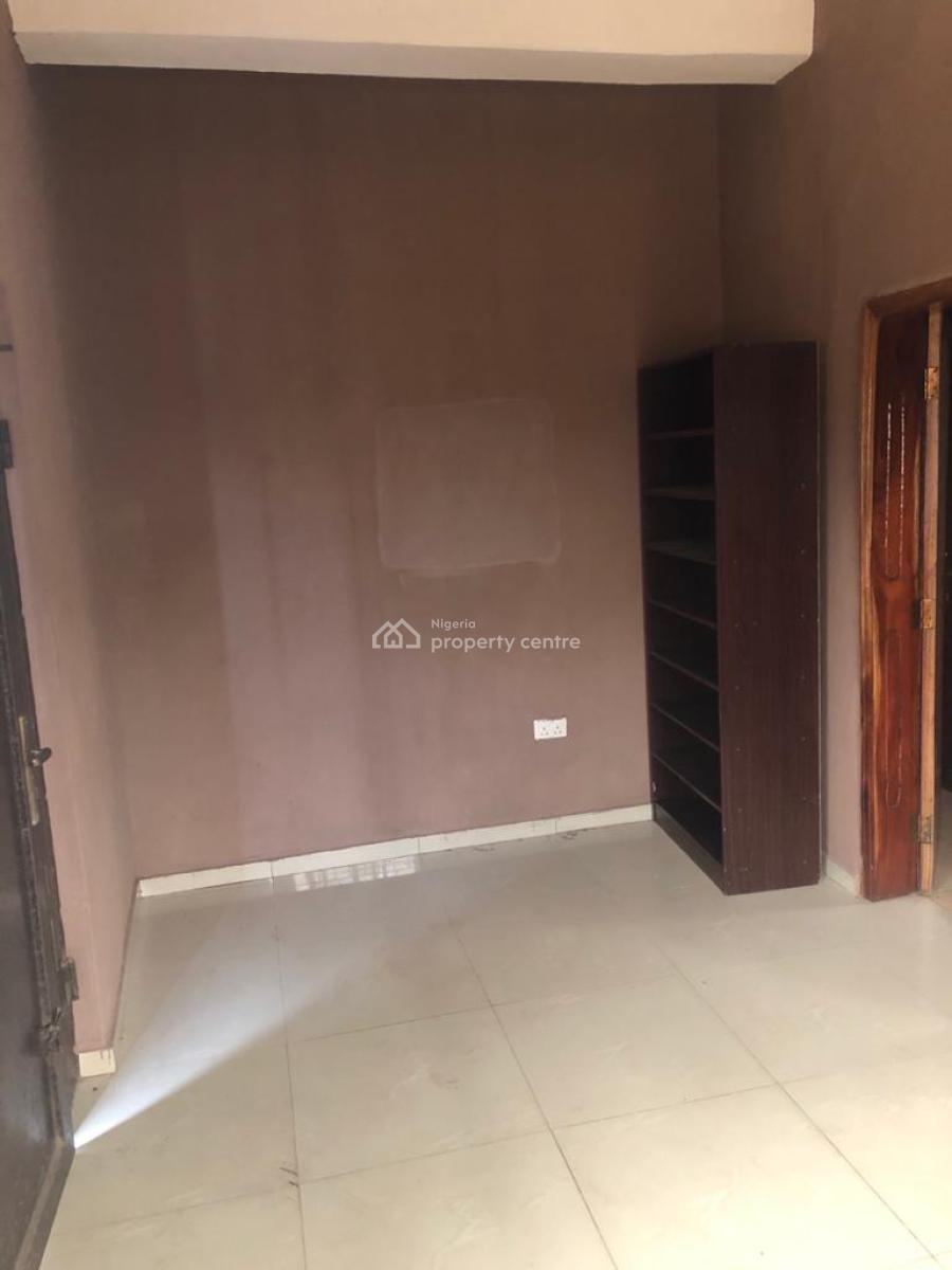 Standard Miniflat with 1 Toilet and 1 Bathroom, Ogunbamila Street Off Ilaje Road, Bariga, Shomolu, Lagos, Mini Flat (room and Parlour) for Rent