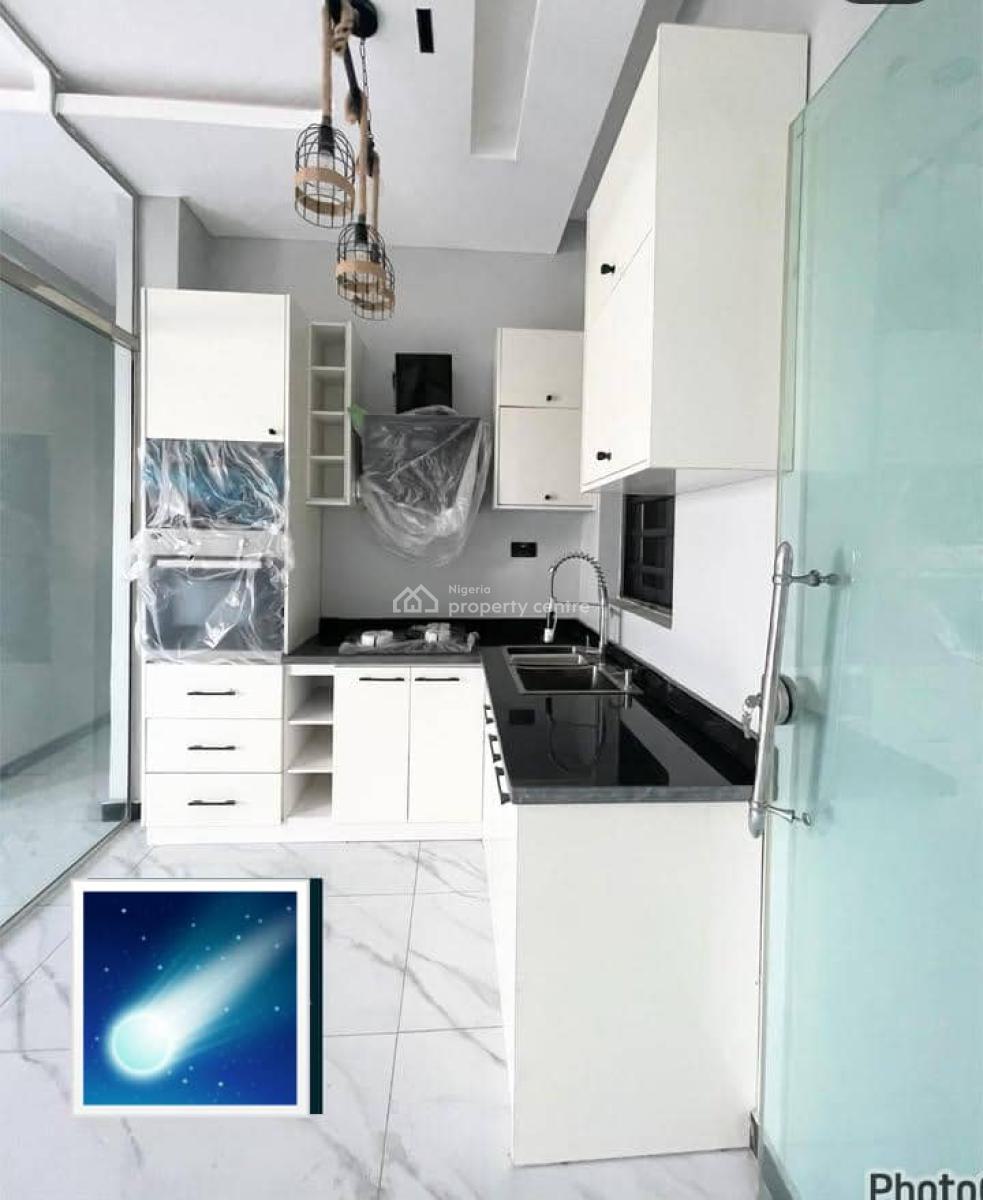 2 Bedroom Flat, Off Freedom Way, Lekki Phase 1, Lekki, Lagos, Flat / Apartment for Rent