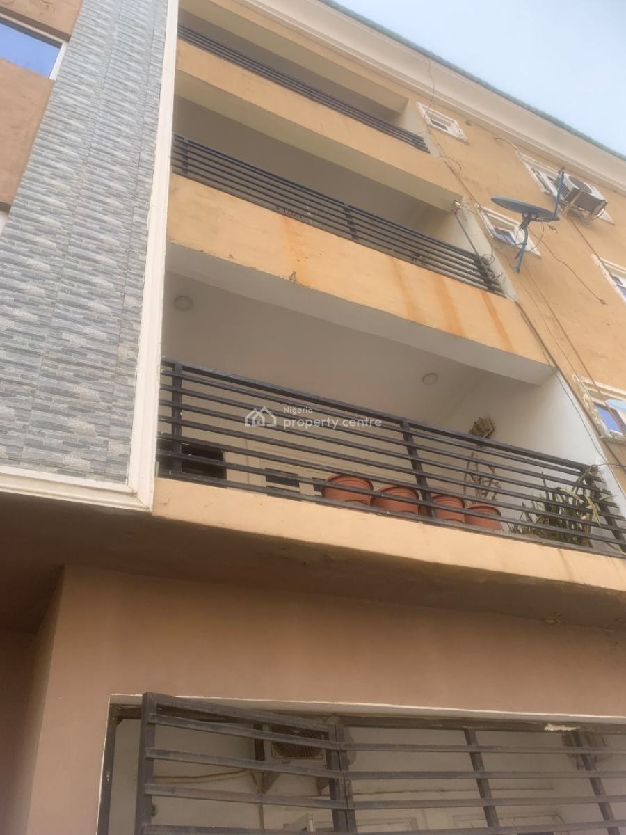 Standard Well Renovated 2 Bedroom Apartment, After Zartech, Wuye, Abuja, Flat / Apartment for Rent