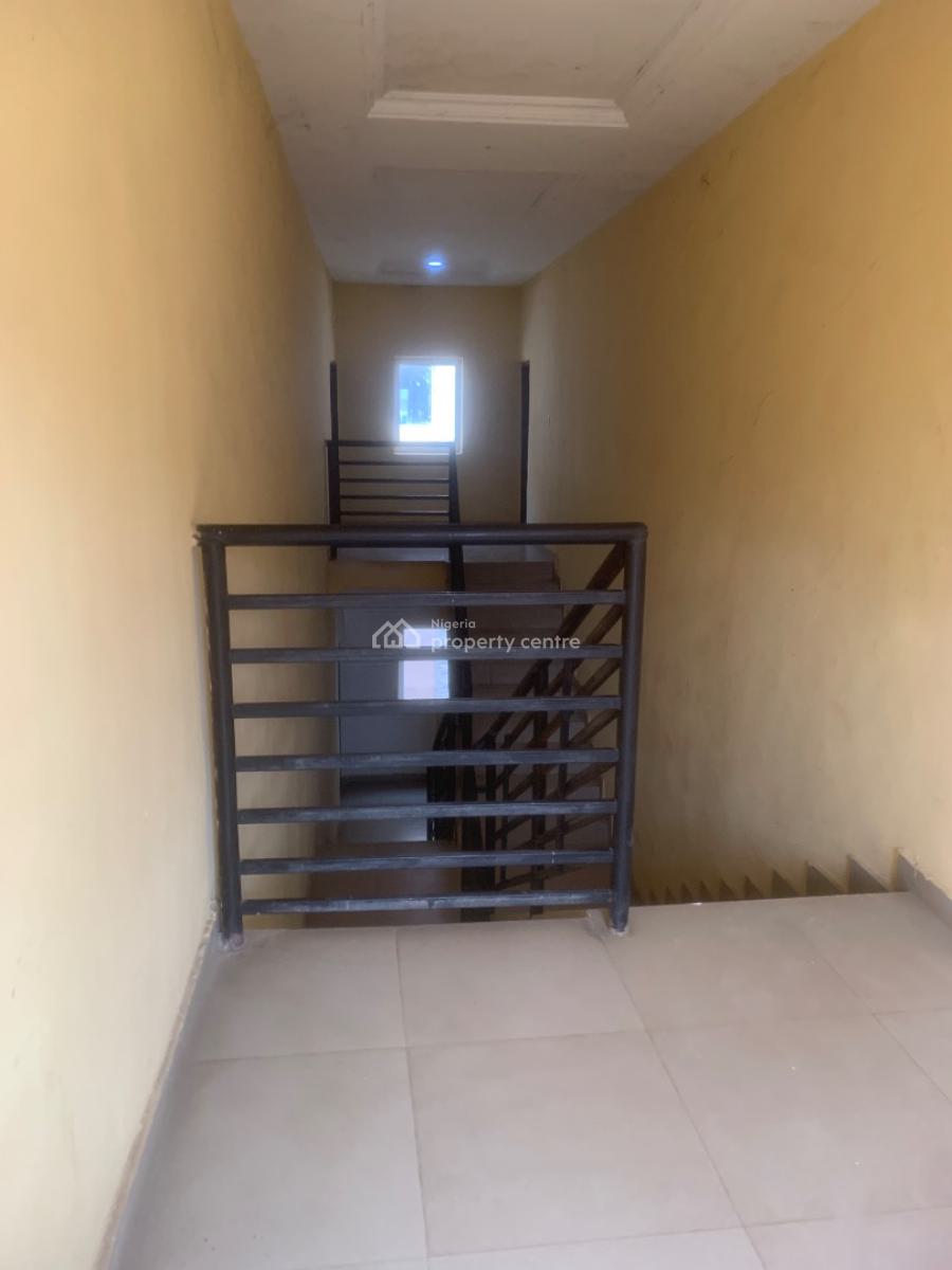 Standard Well Renovated 2 Bedroom Apartment, After Zartech, Wuye, Abuja, Flat / Apartment for Rent