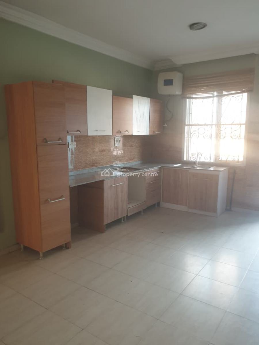 3bedroom Flat with Allroom Ensuite in a Serene Environment of Magodo P, Gra Phase 2, Magodo, Lagos, Flat / Apartment for Rent